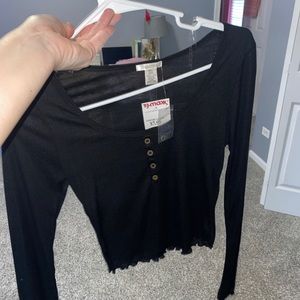 Long Sleeve Crop Top with Buttons